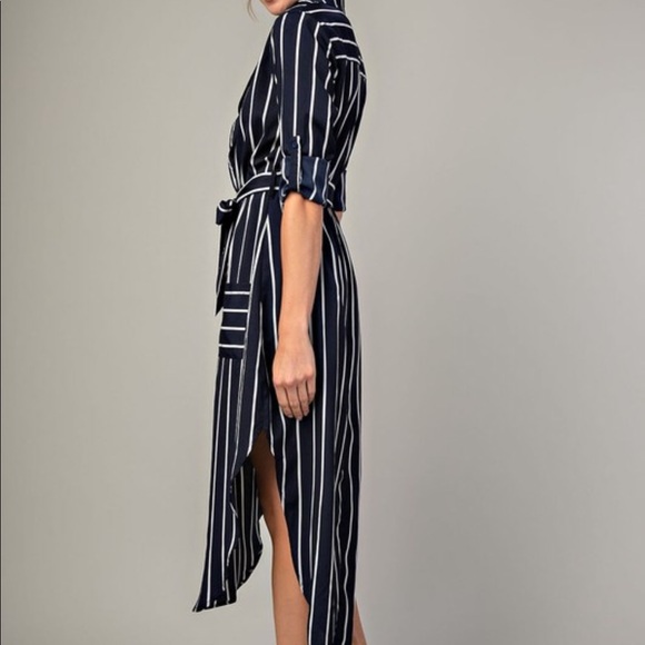 Striped Front Tie Dress - Picture 3 of 5